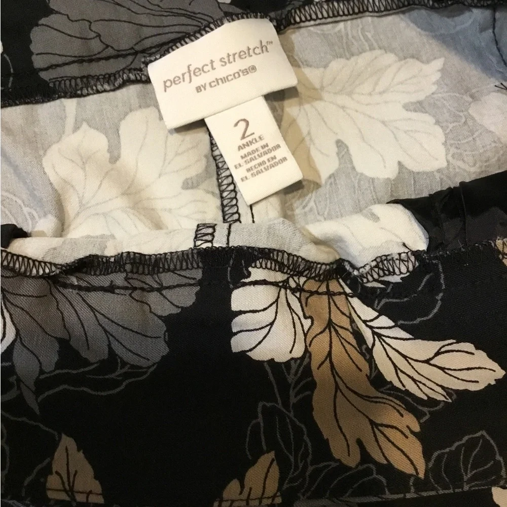 Chico's Black Floral Leaf Print Ankle Pants